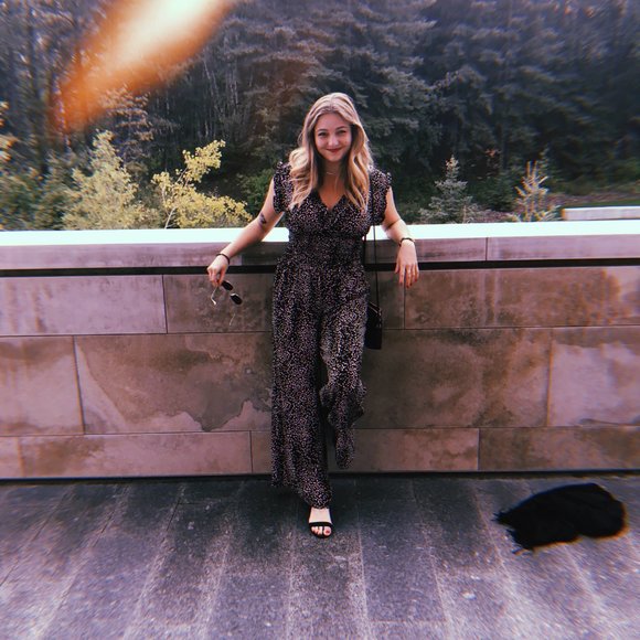 Wide-leg Crepe Jumpsuit with Ruched Waist - Picture 4 of 4